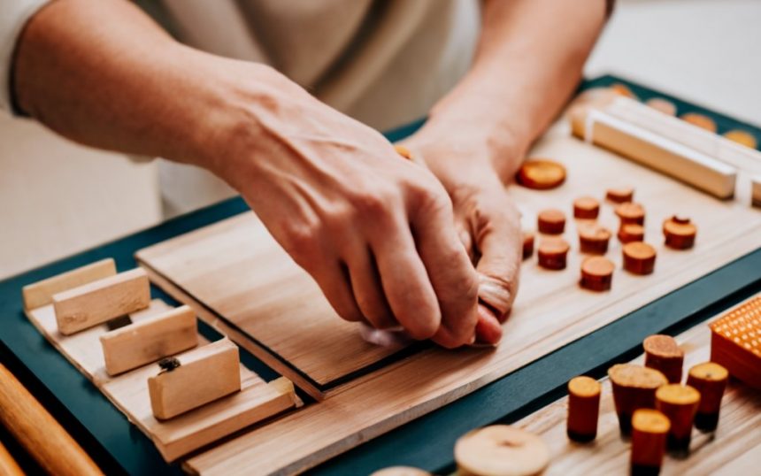 From Unrefined Wood to Imaginative Creation: Crafting Wooden Game Sets